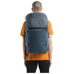 Arc'teryx Konseal 40 - Climbing Backpack -Outdoor Equipment Shop arcteryx konseal 40 climbing backpack detail 7