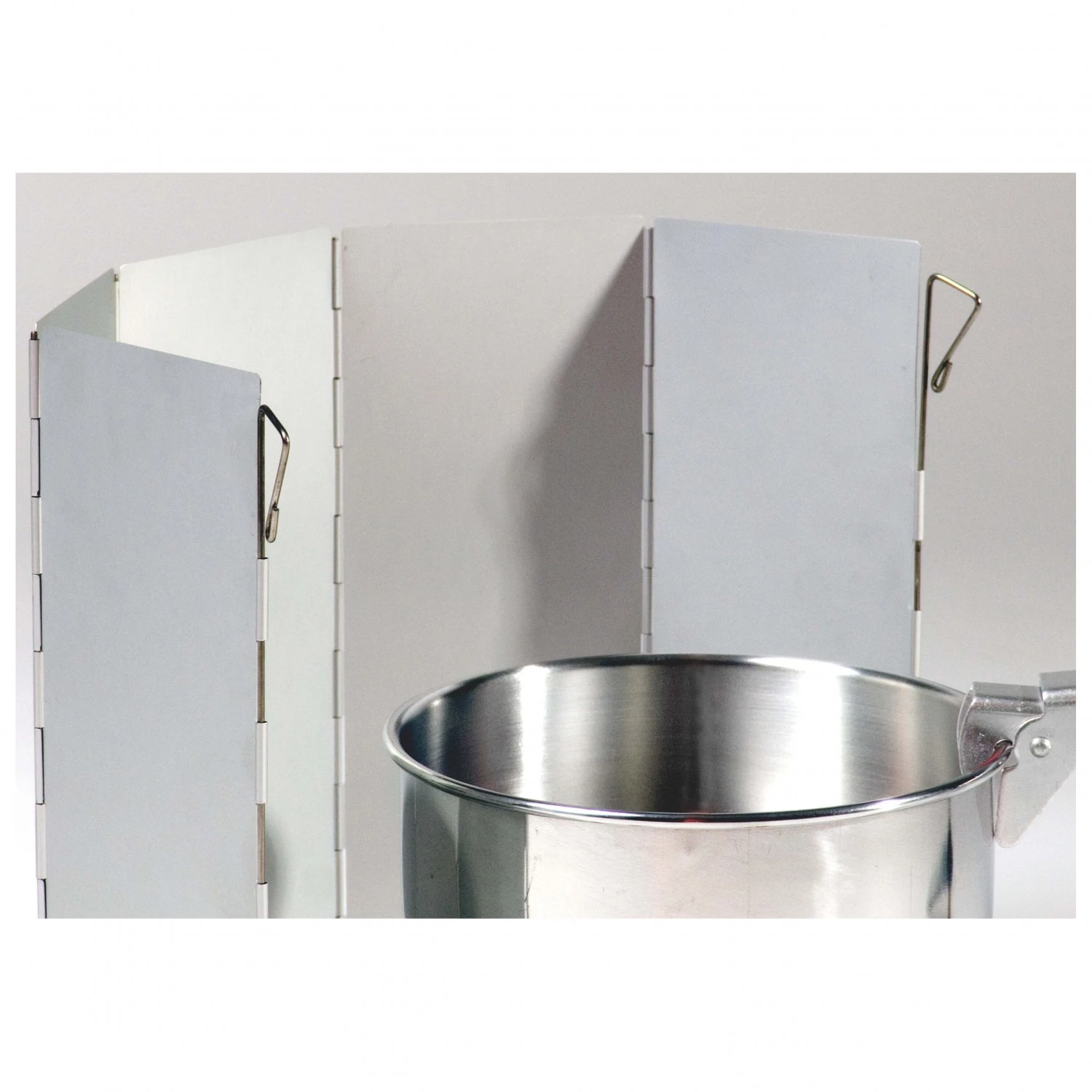 Basic Nature Foldable Aluminium Windscreen 4 Basic Nature Foldable Aluminium Windscreen - Image 2