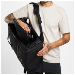 Chrome Niko Camera Backpack 3.0 - Camera Backpack -Outdoor Equipment Shop chrome niko camera backpack 30 camera backpack detail 12