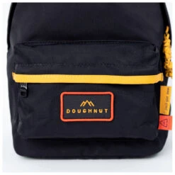 Doughnut Plus One Mini Happy Camper 9 - Daypack -Outdoor Equipment Shop doughnut plus one mini happy camper 9 daypack detail 6