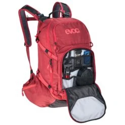 Evoc Explorer Pro 26l - Cycling Backpack -Outdoor Equipment Shop evoc explorer pro 26l cycling backpack detail 5