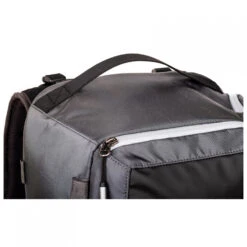 PhotoCross 13 Backpack - Camera Backpack 21 PhotoCross 13 Backpack - Camera Backpack -Outdoor Equipment Shop mindshift photocross 13 backpack camera backpack detail 9