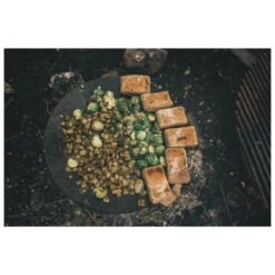 Robens Bighorn 3 Legged Pan - Skillet -Outdoor Equipment Shop robens bighorn 3 legged pan skillet detail 3