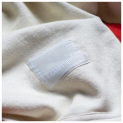 Rumpl Printed Cozyhemp - Blanket 13 Rumpl Printed Cozyhemp - Blanket -Outdoor Equipment Shop rumpl printed cozyhemp blanket detail 5