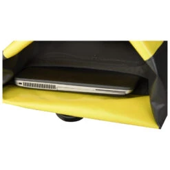 Stoic GranvikSt. Back Pannier 22 - Panniers 25 Stoic GranvikSt. Back Pannier 22 - Panniers -Outdoor Equipment Shop stoic granvikst back pannier 22 panniers detail 10